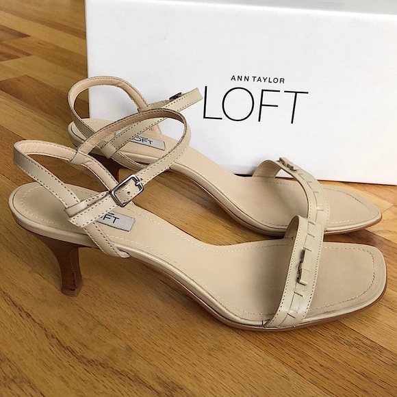 Ann Taylor Loft Leather Strappy Sandals - Picture 1 of 8